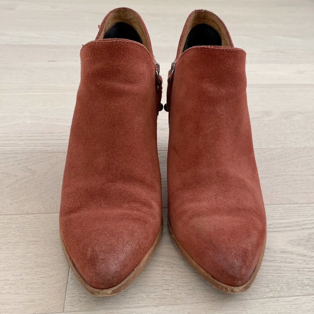 frye • reed rosewood suede rust ankle point bootie - Picture 7 of 12